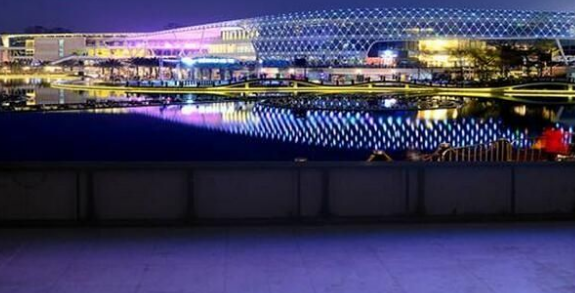 小間距全彩led顯示屏的評(píng)測要求？